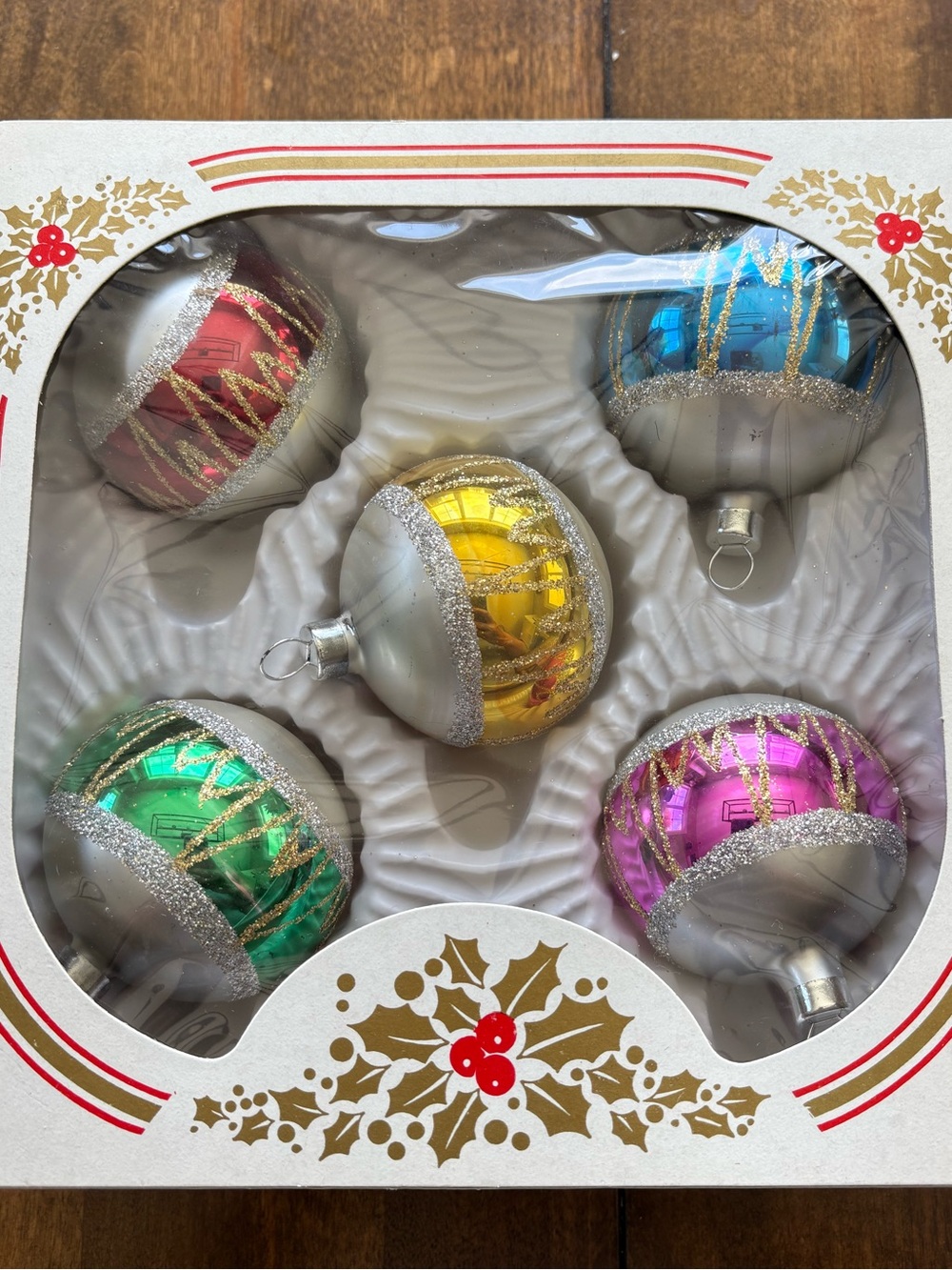 Vintage-Style Holiday Glass Ornament Set - Multi